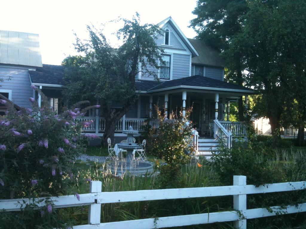 The Whitmore Inn Weaverville Екстер'єр фото