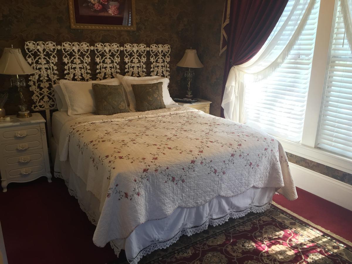 The Whitmore Inn Weaverville Екстер'єр фото