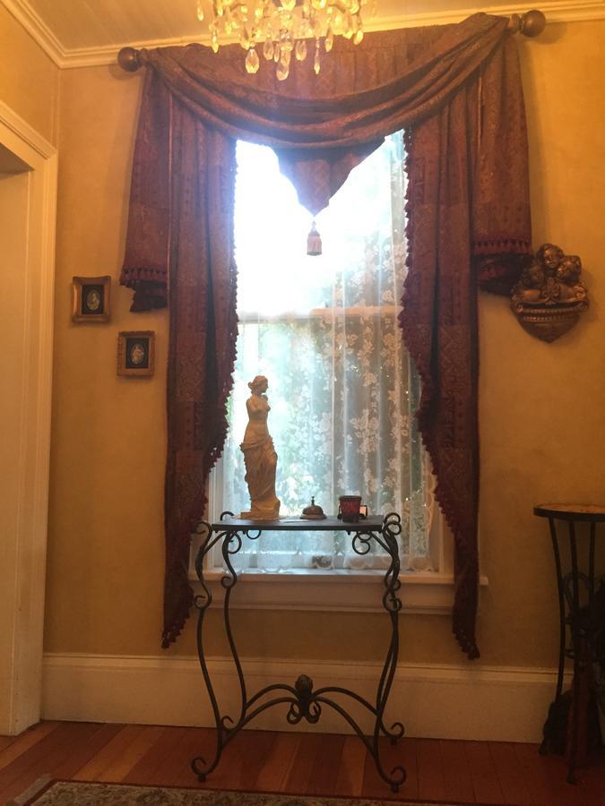 The Whitmore Inn Weaverville Екстер'єр фото