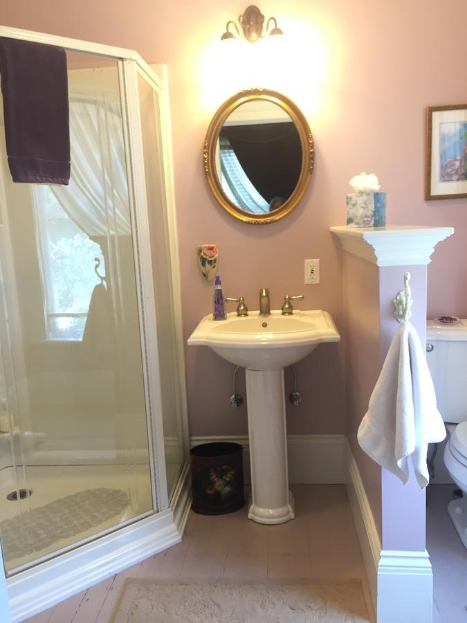 The Whitmore Inn Weaverville Екстер'єр фото