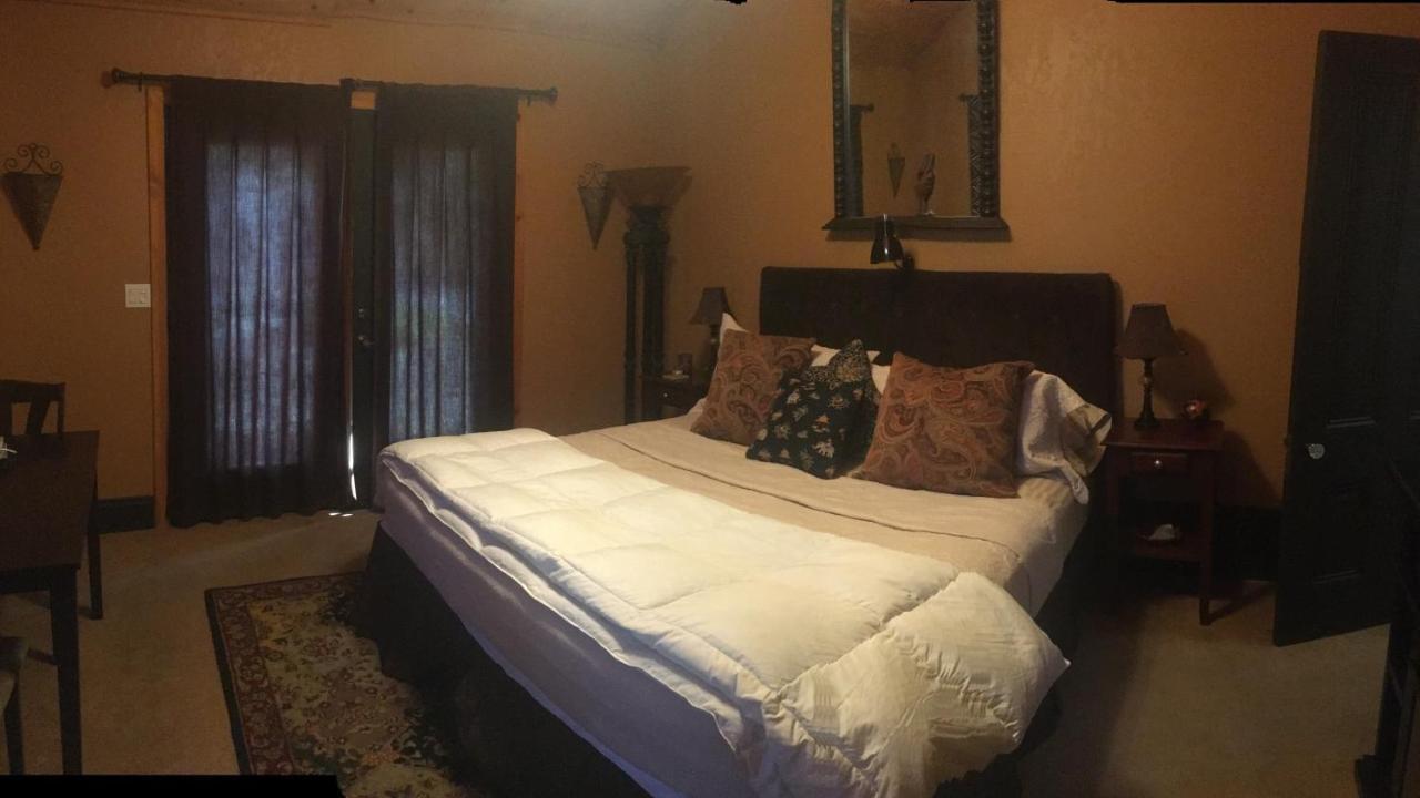 The Whitmore Inn Weaverville Екстер'єр фото
